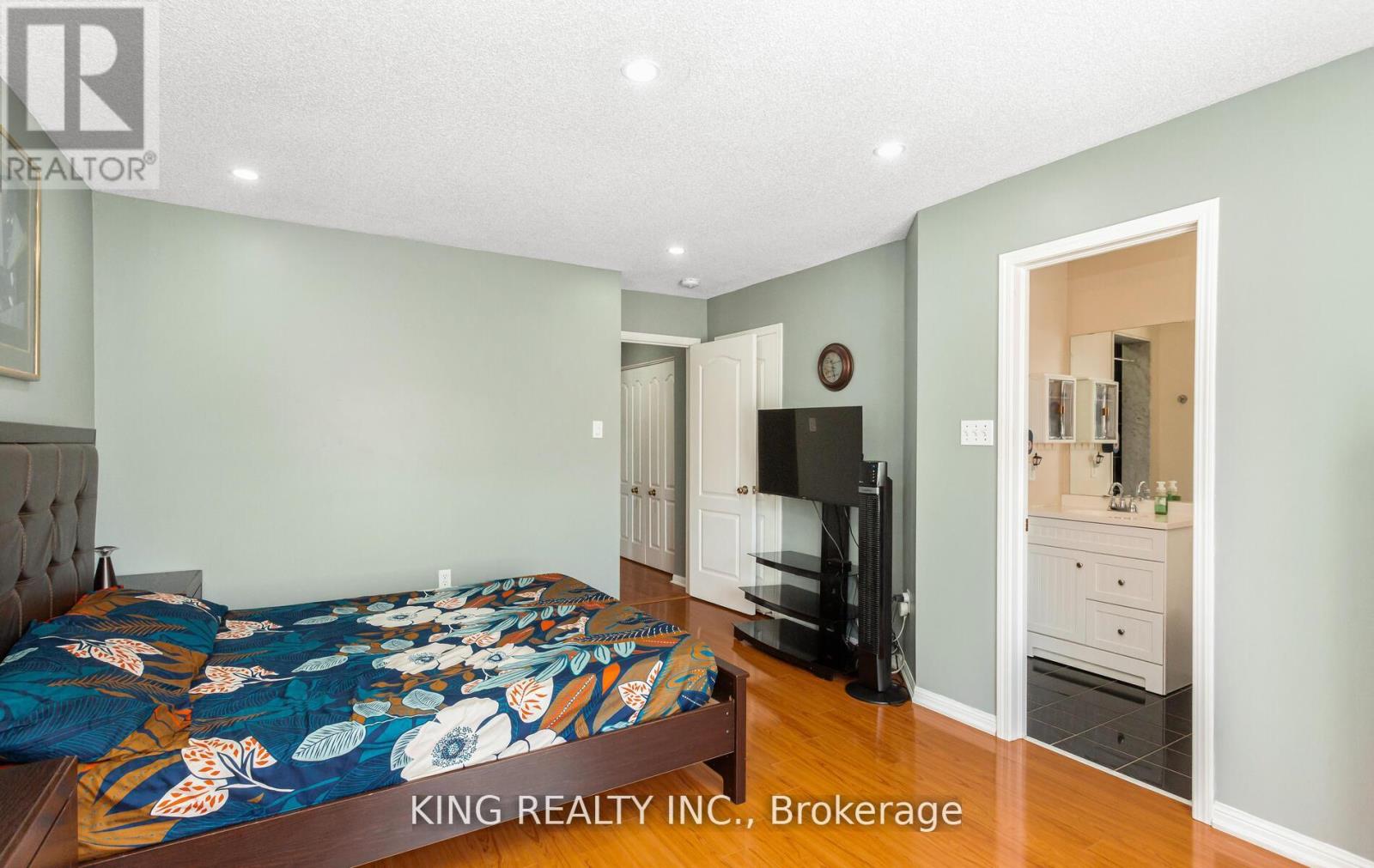 Photo 22 of 161 Tiller Trail, Brampton ON
