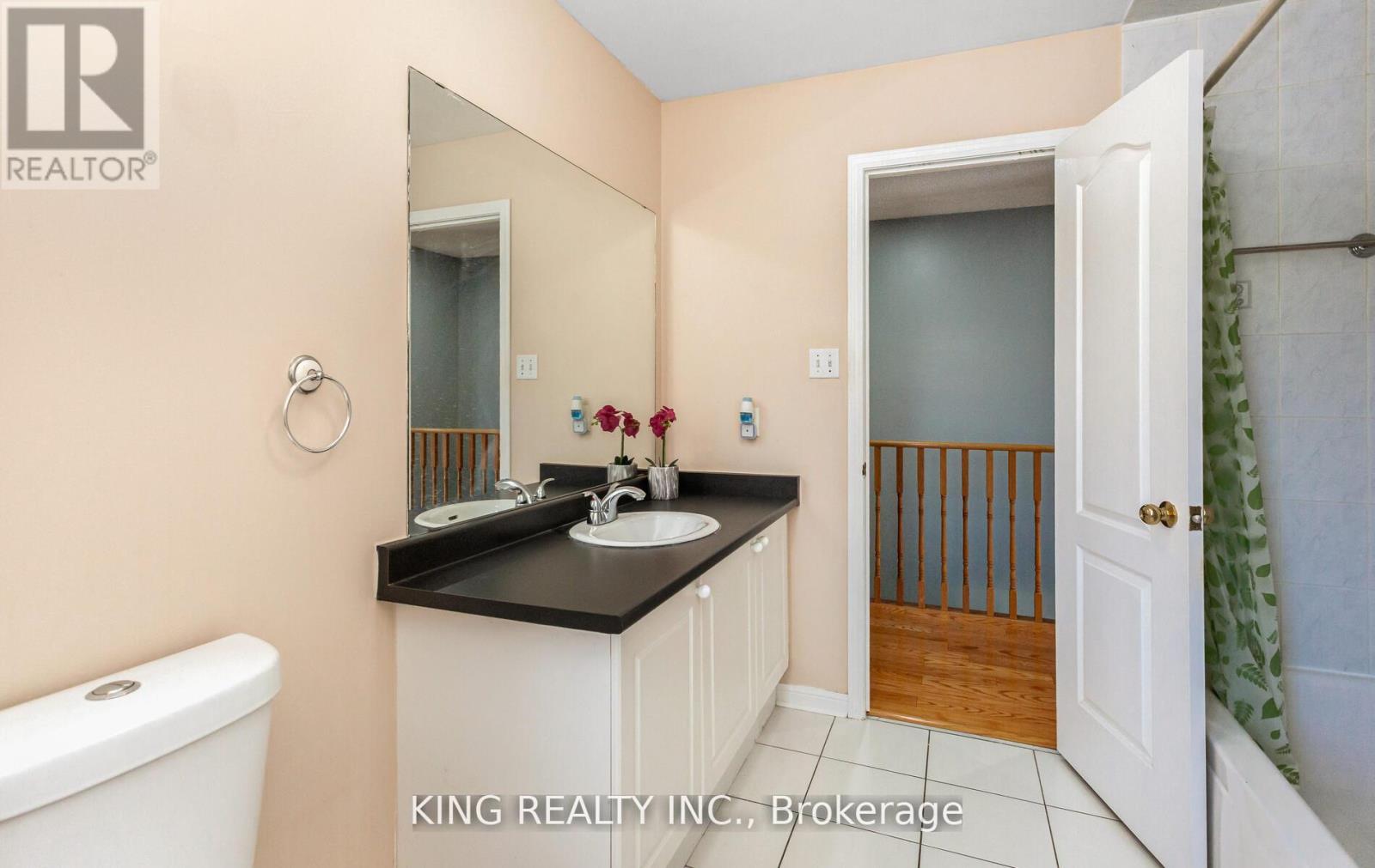 Photo 31 of 161 Tiller Trail, Brampton ON