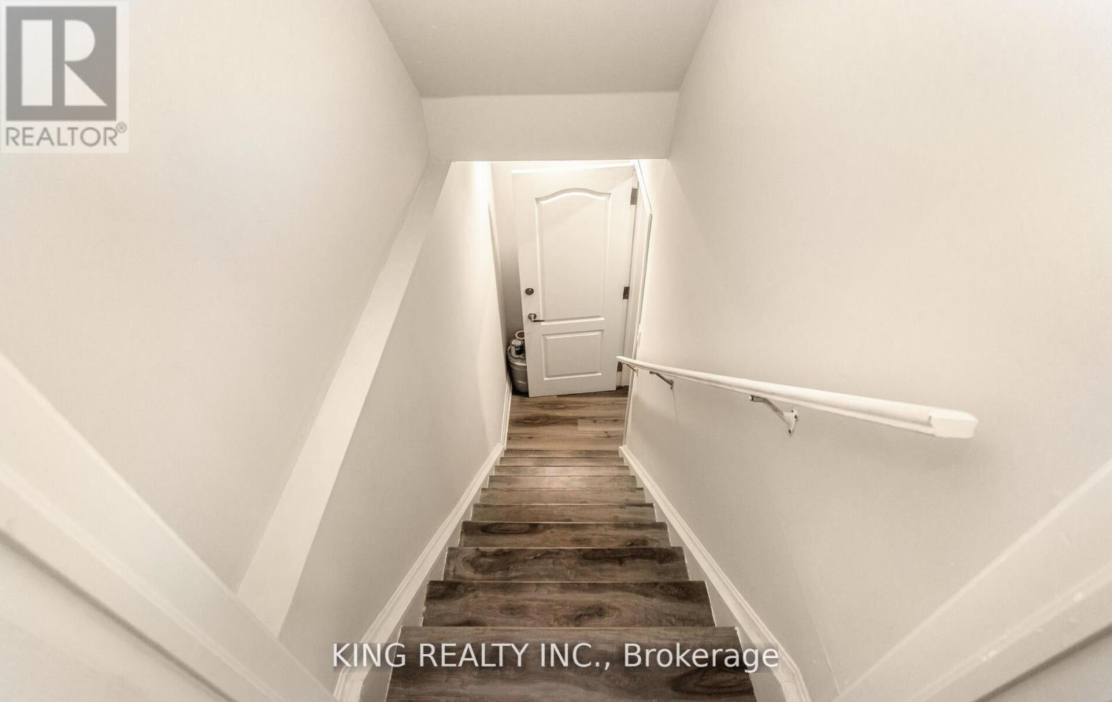 Photo 32 of 161 Tiller Trail, Brampton ON