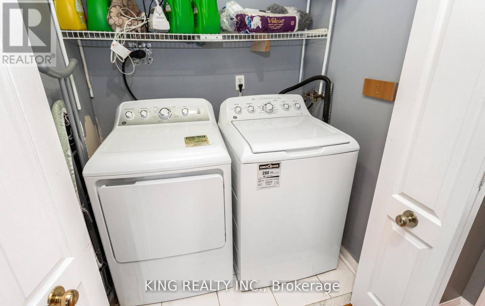 Photo 33 of 161 Tiller Trail, Brampton ON