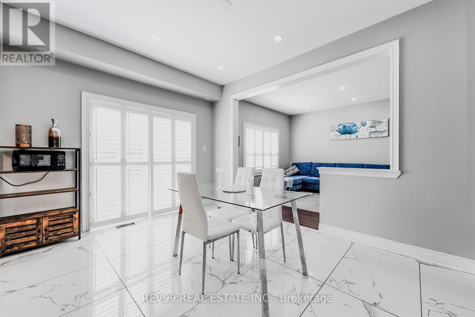 Photo 24 of 39 Bonistel Crescent, Brampton ON