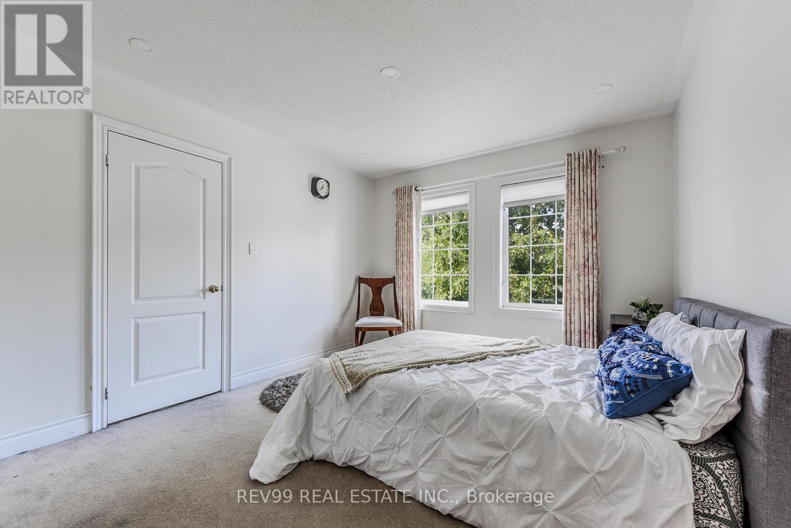 Photo 29 of 39 Bonistel Crescent, Brampton ON
