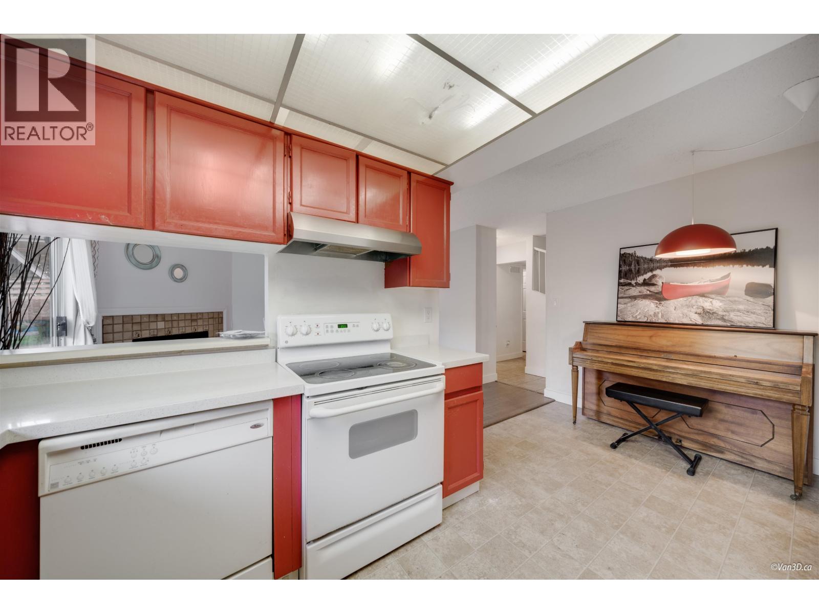 6220 LYNAS Lane, Richmond