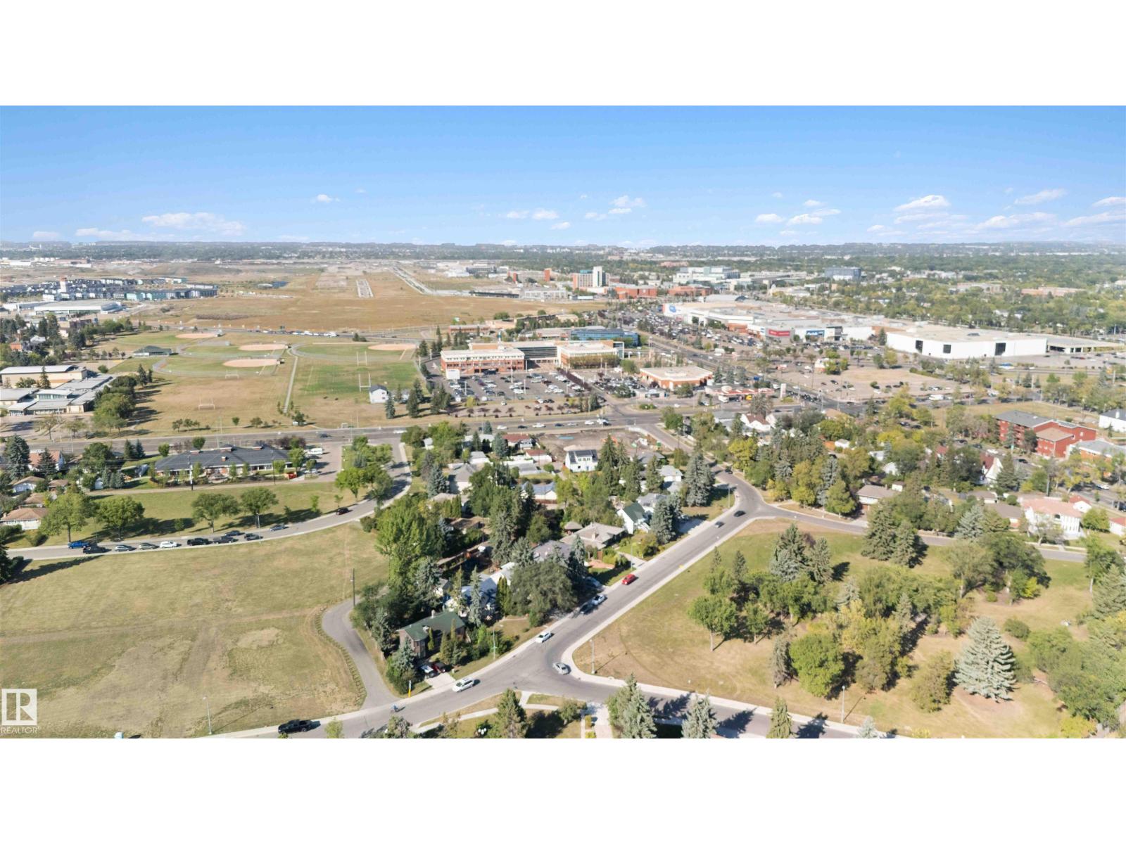 Photo 24 of 11026 110 Av Nw, Edmonton AB