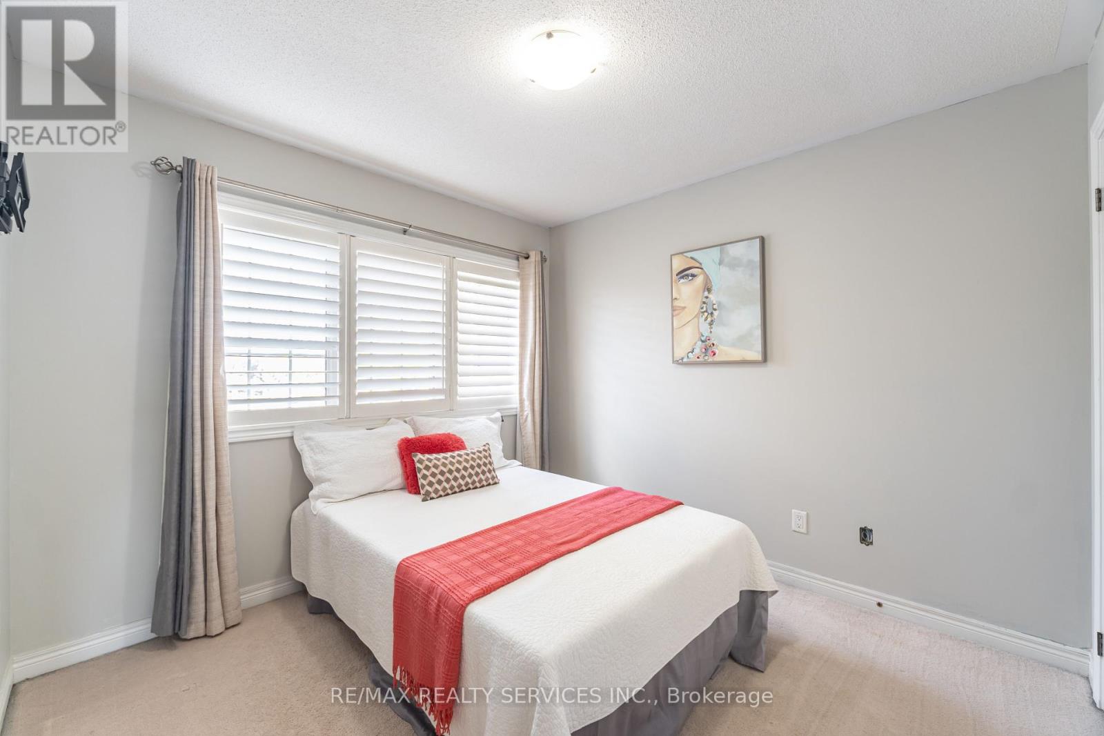 Photo 25 of 12 Seedland Crescent, Brampton ON