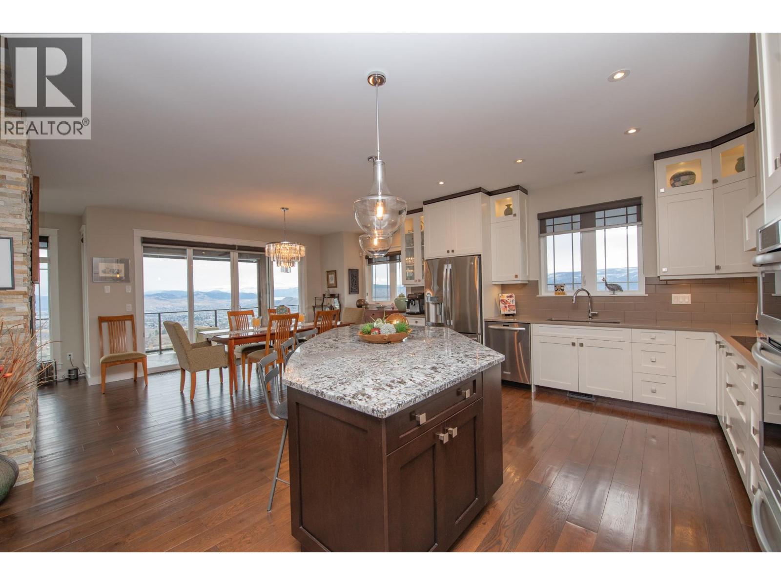 Photo 12 of 733 Hart Lane, Vernon BC