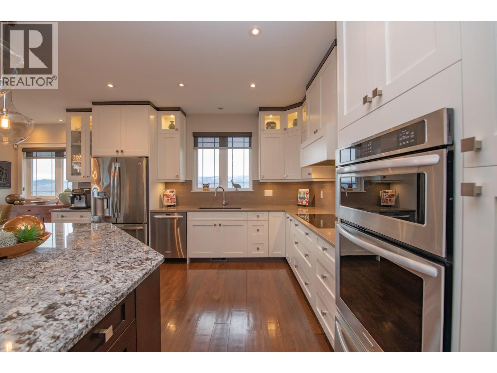 Photo 11 of 733 Hart Lane, Vernon BC