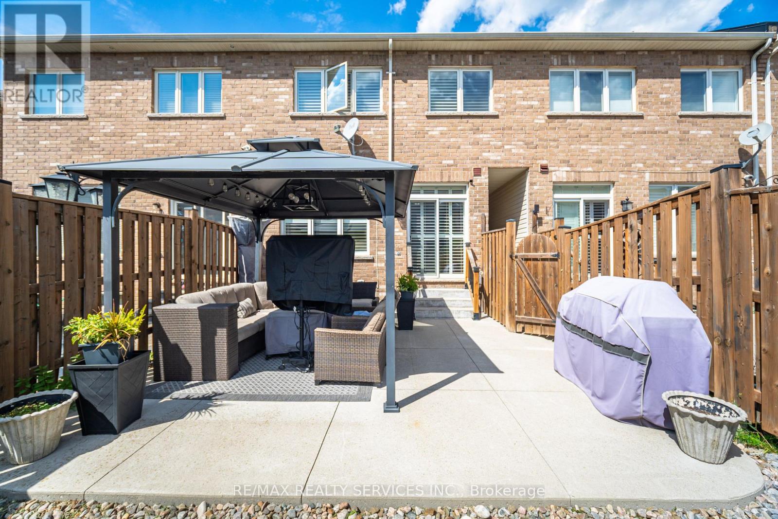 Photo 40 of 12 Seedland Crescent, Brampton ON