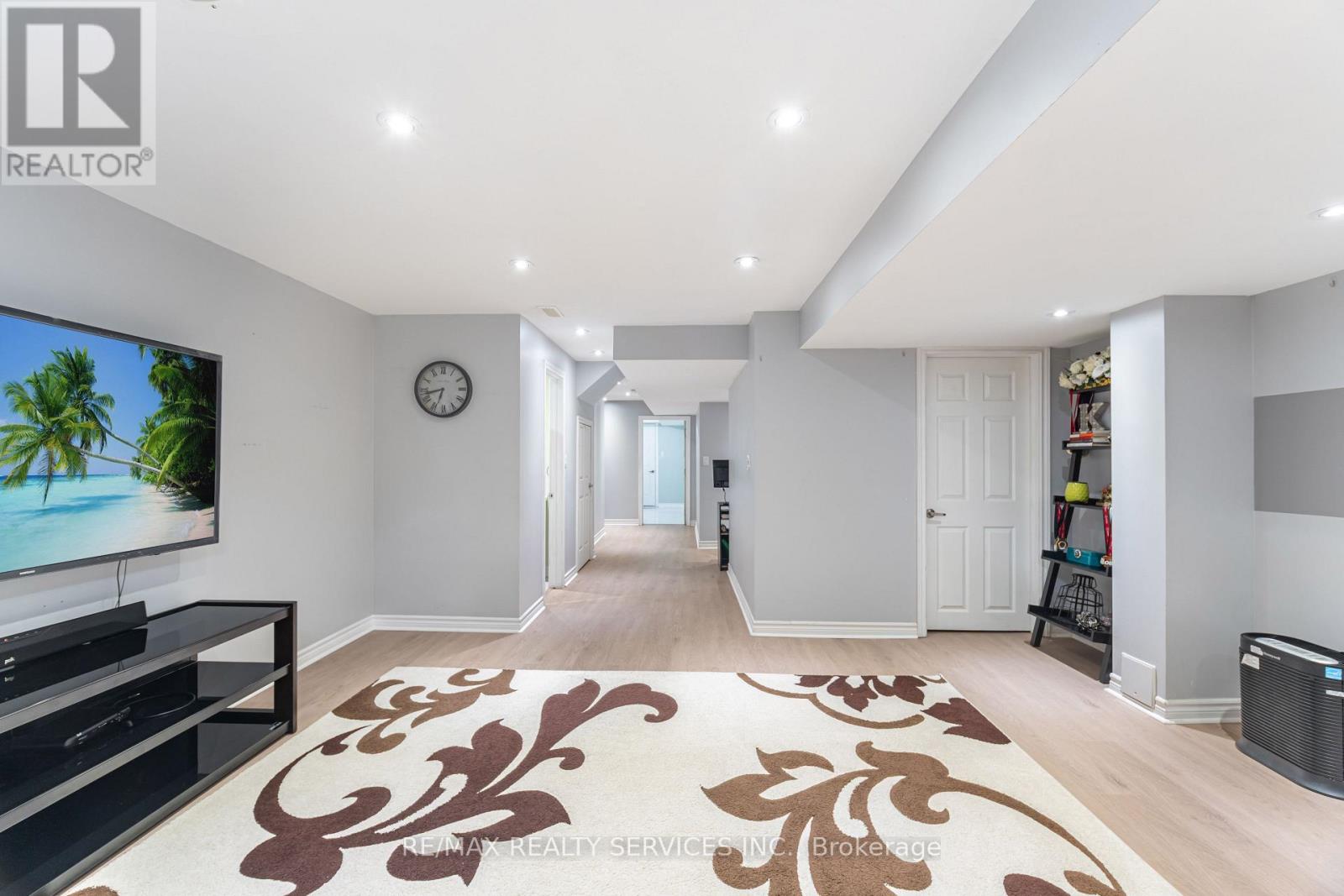 Photo 35 of 12 Seedland Crescent, Brampton ON