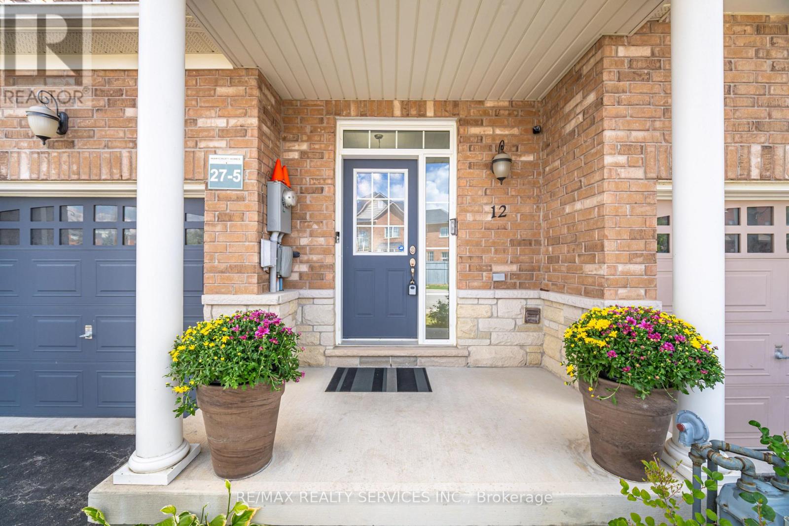 Photo 3 of 12 Seedland Crescent, Brampton ON