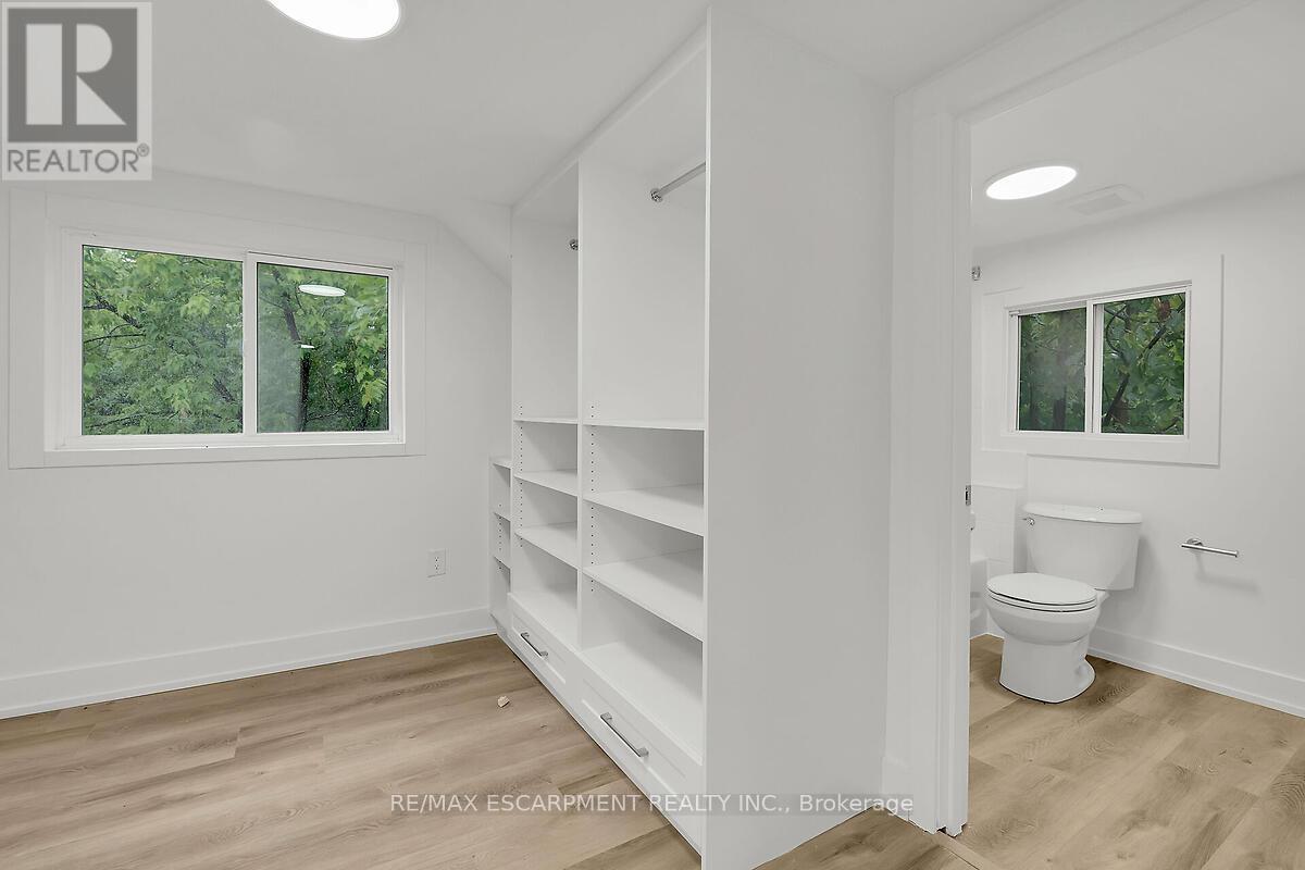Photo 23 of 34 Rykert Street, St Catharines ON