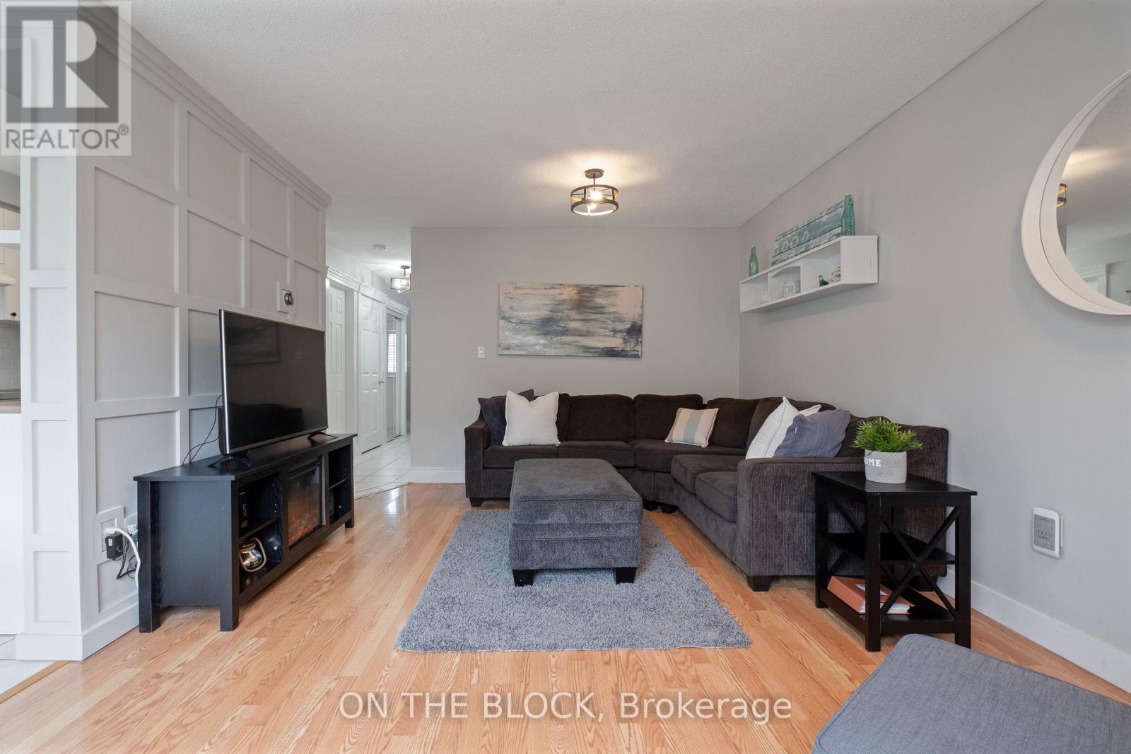 Photo 12 of 39 485 Green Road, Hamilton ON