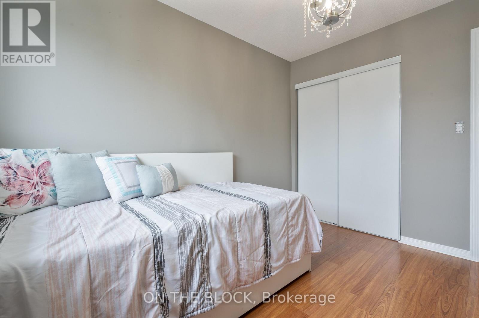 Photo 19 of 39 485 Green Road, Hamilton ON