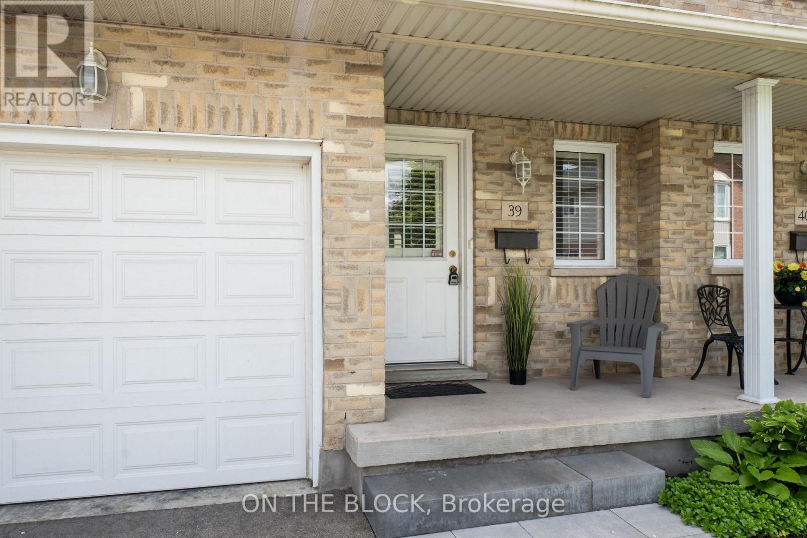 Photo 2 of 39 485 Green Road, Hamilton ON