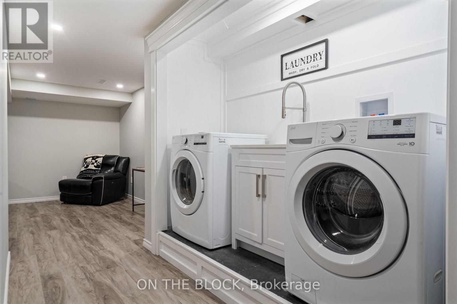 Photo 24 of 39 485 Green Road, Hamilton ON