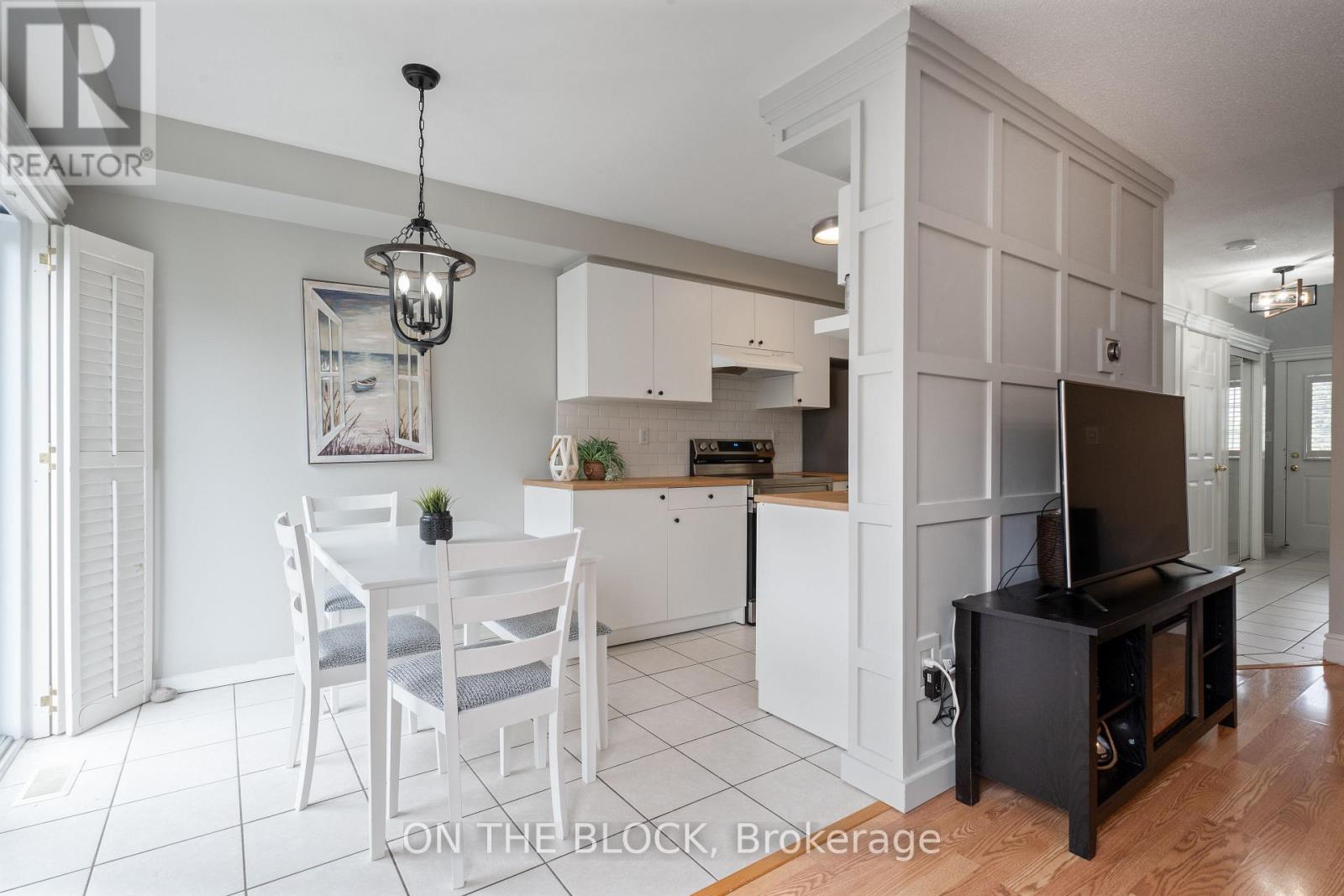 Photo 8 of 39 485 Green Road, Hamilton ON