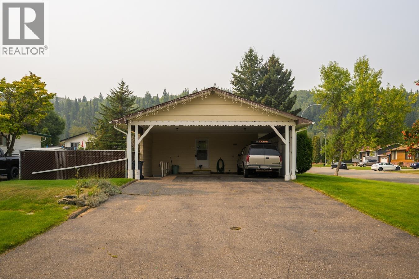 Photo 37 of 4805 1st Avenue, Prince George BC