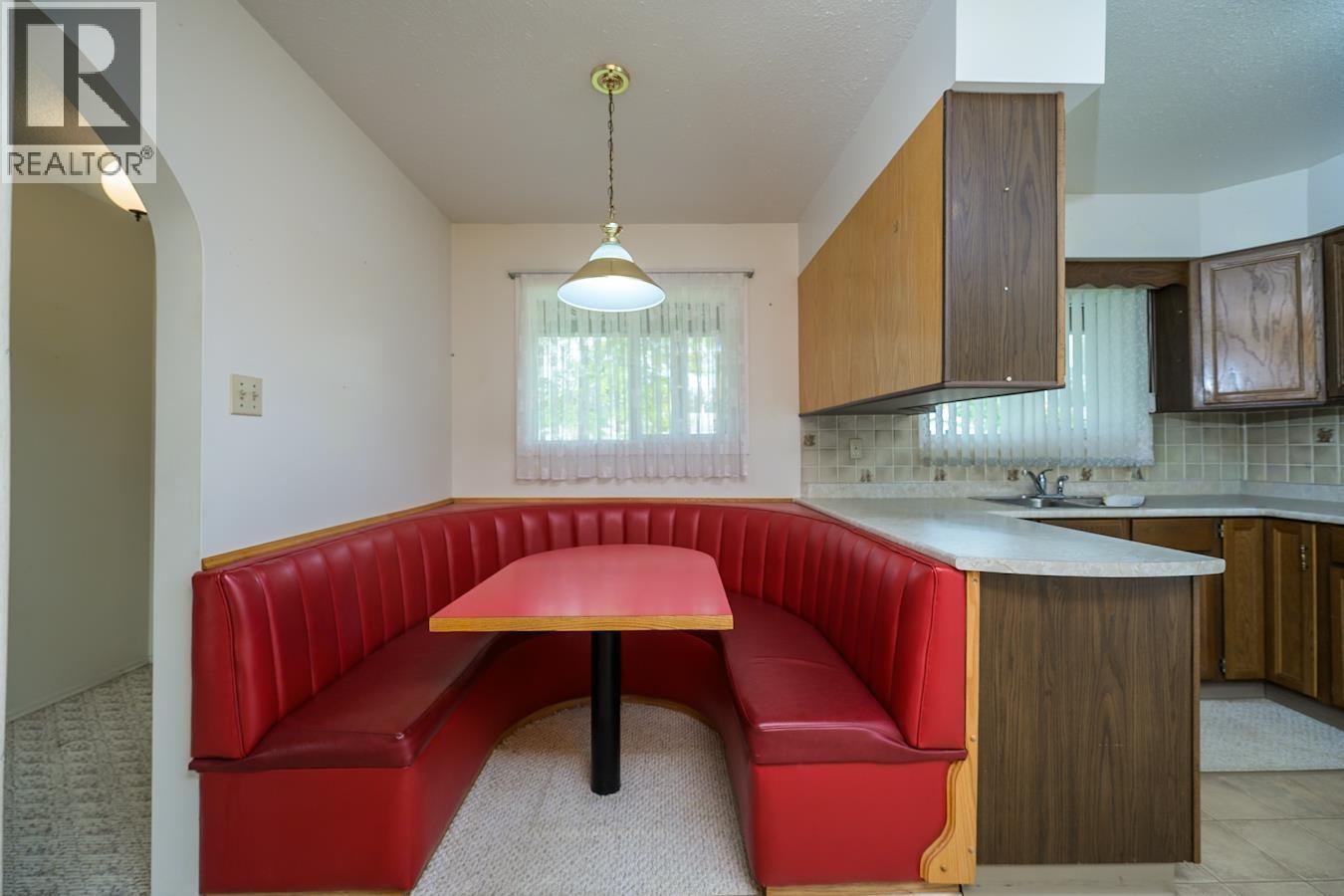 Photo 6 of 4805 1st Avenue, Prince George BC