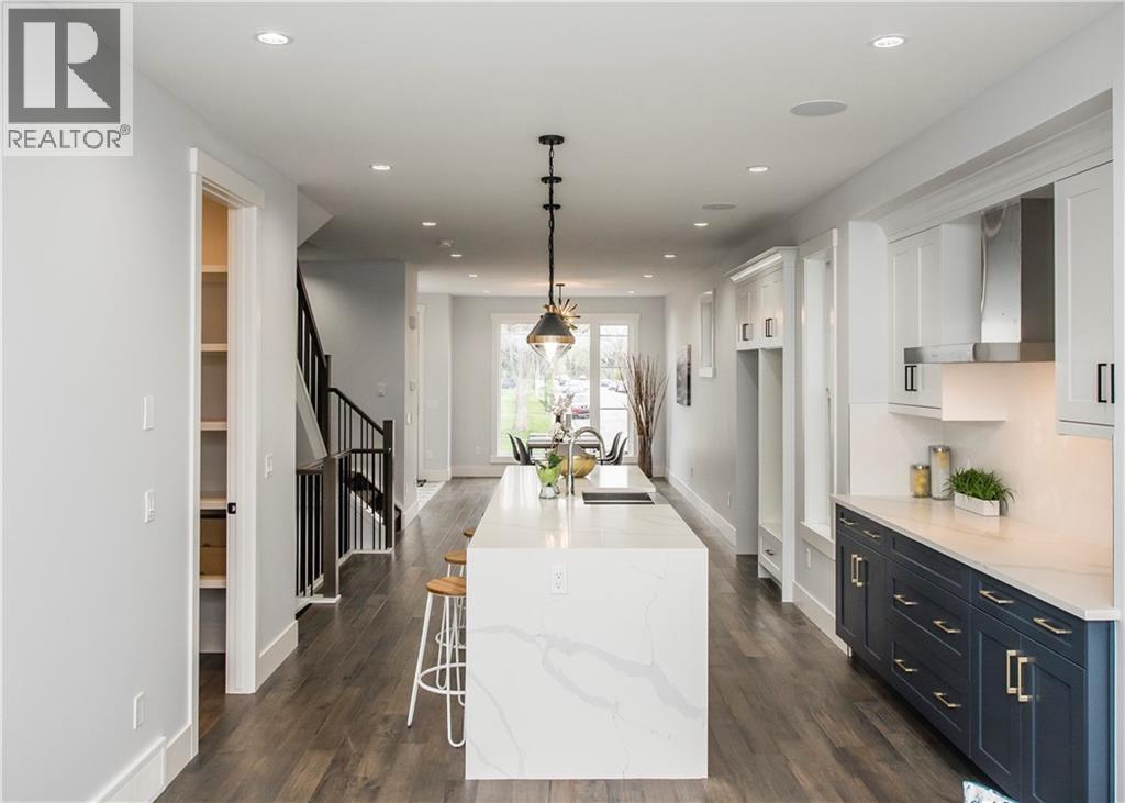Photo 14 of 3528 3 Street Nw, Calgary AB