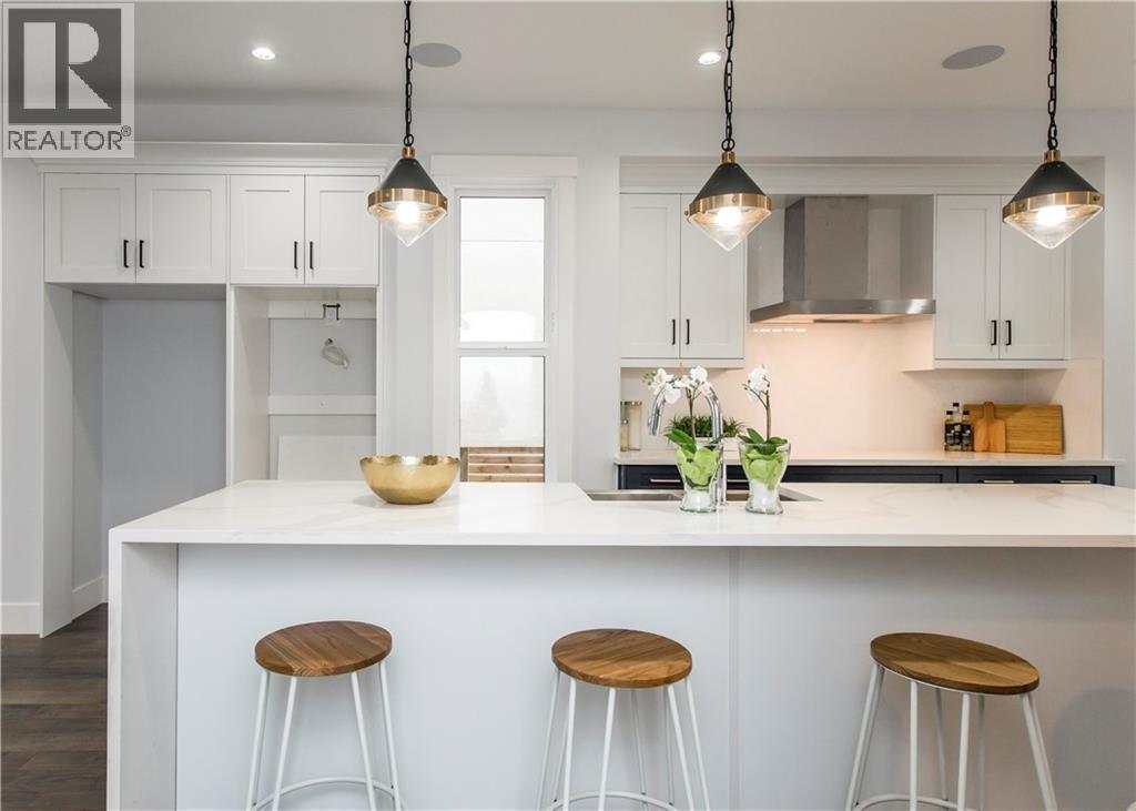 Photo 15 of 3528 3 Street Nw, Calgary AB