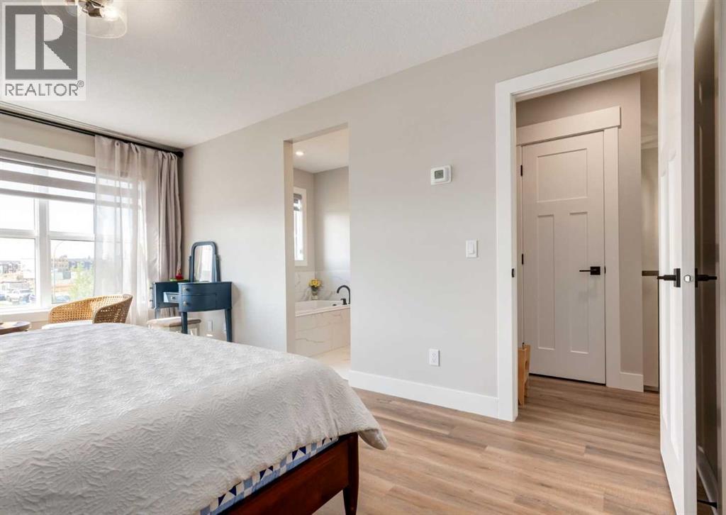 Single Family House for Sale in  Arbour Lake Rise NW Arbour Lake Calgary 