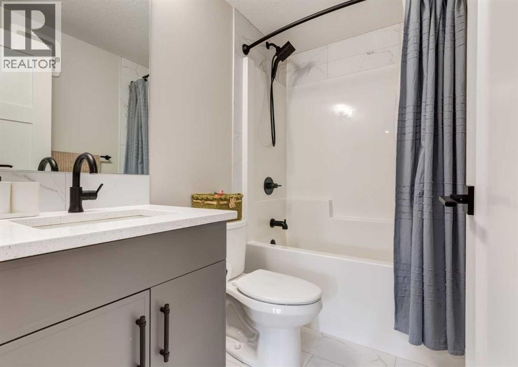 Single Family House for Sale in  Arbour Lake Rise NW Arbour Lake Calgary 