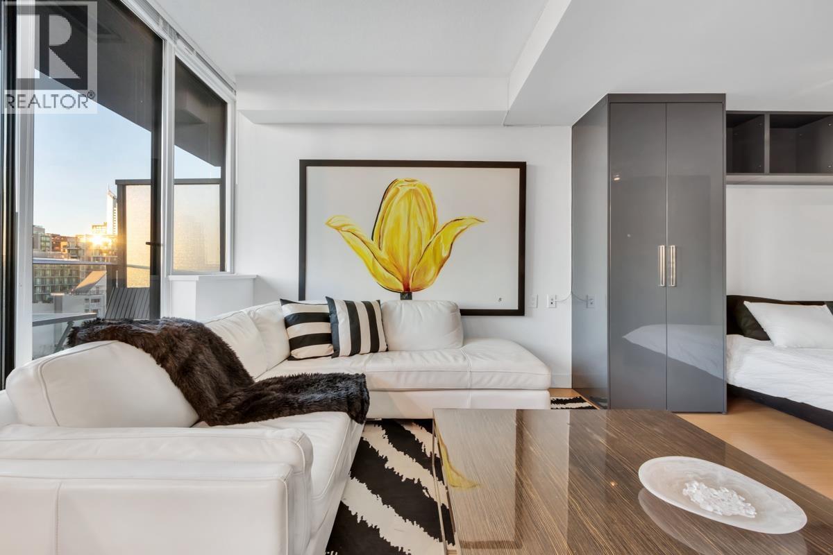 Photo 3 of 1513 1325 Rolston Street, Vancouver BC
