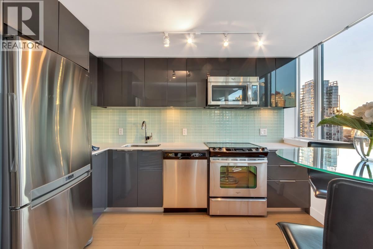 Photo 11 of 1513 1325 Rolston Street, Vancouver BC