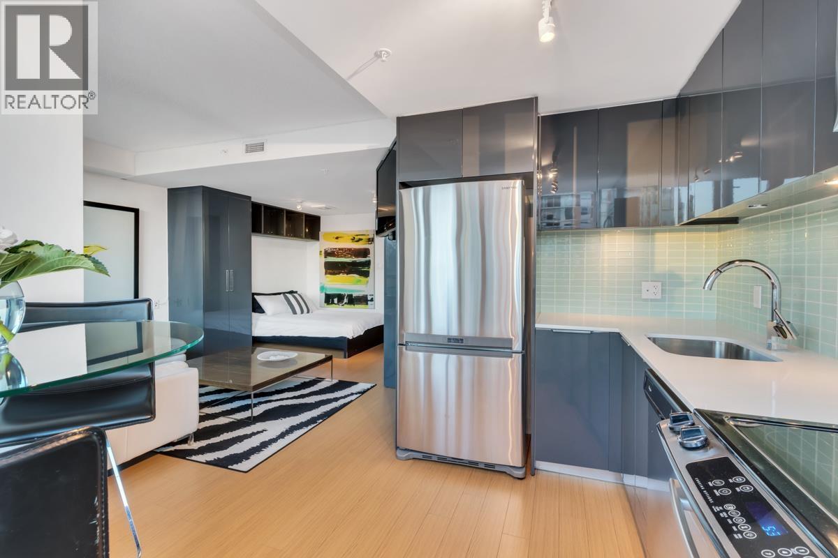 Photo 14 of 1513 1325 Rolston Street, Vancouver BC
