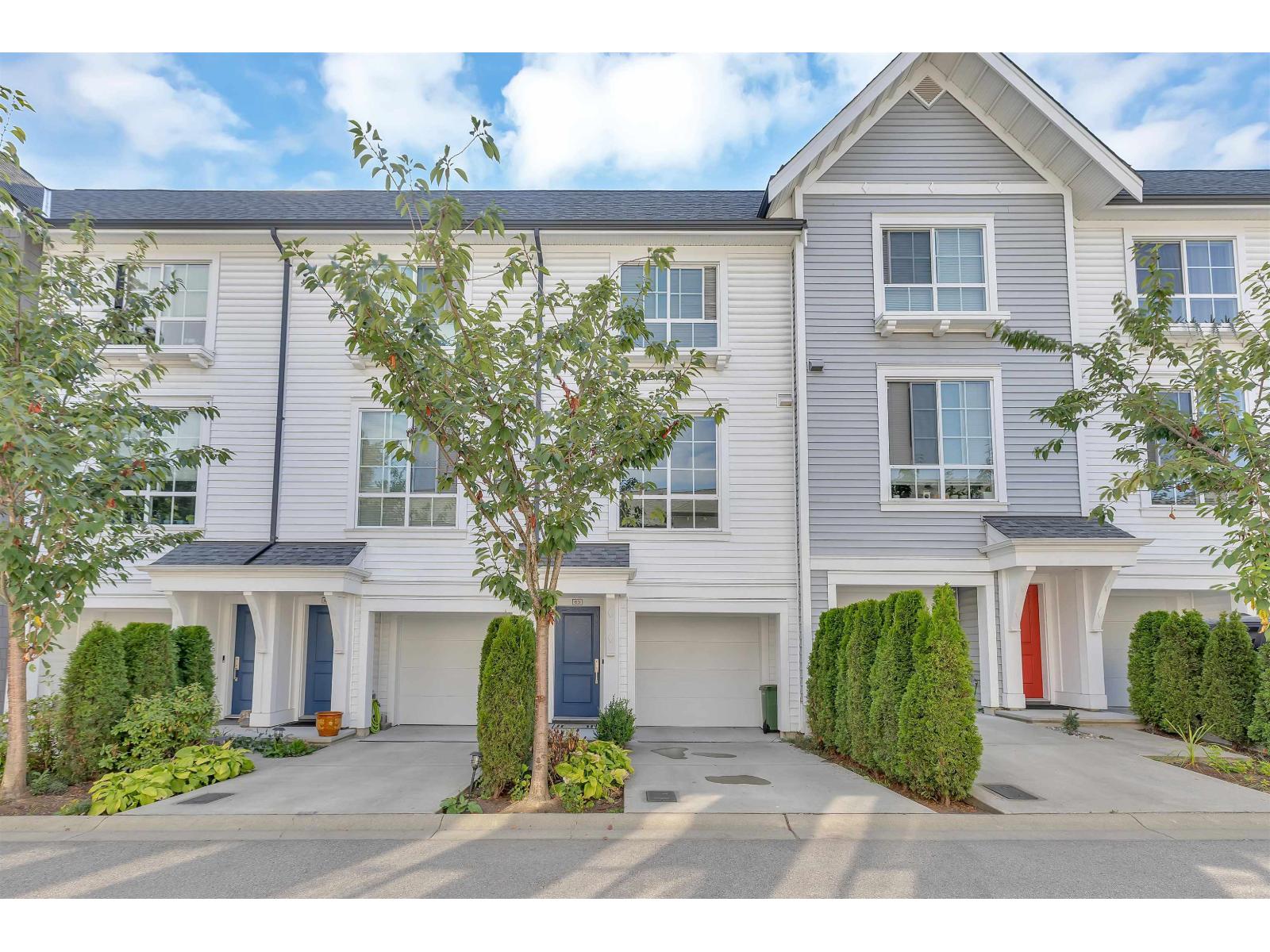 Photo 1 of 63 2838 Livingstone Avenue, Abbotsford BC