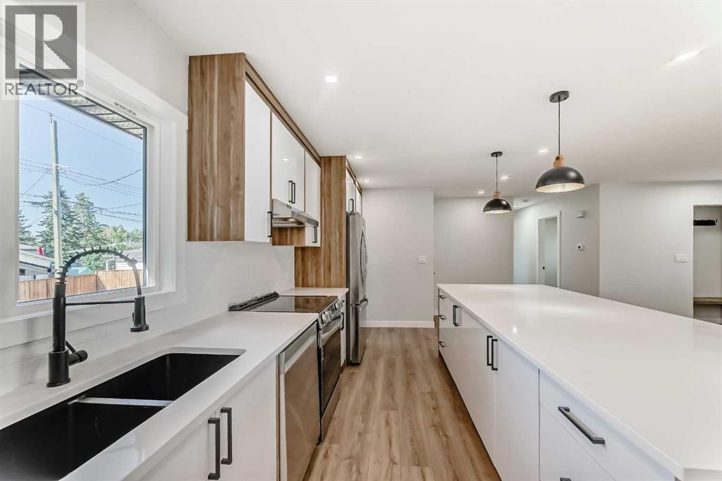 Photo 10 of 708 Maryvale Way Ne, Calgary AB
