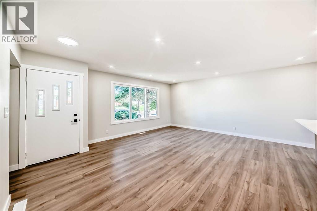 Photo 11 of 708 Maryvale Way Ne, Calgary AB