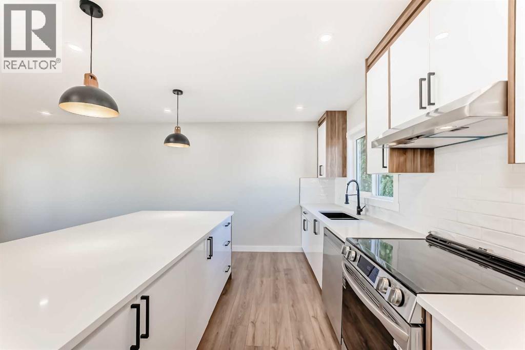 Photo 7 of 708 Maryvale Way Ne, Calgary AB