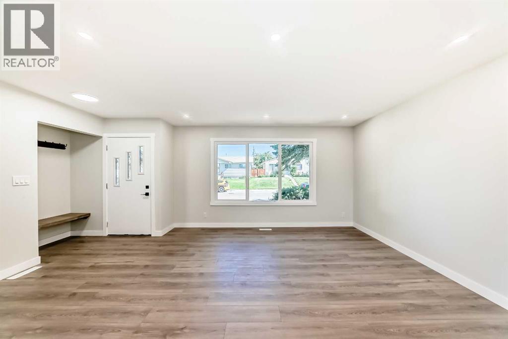 Photo 12 of 708 Maryvale Way Ne, Calgary AB