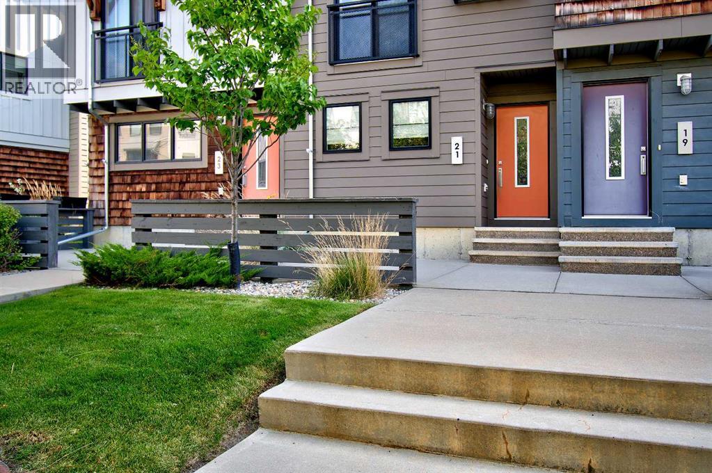 Photo 2 of 21 Walden Walk Se, Calgary AB