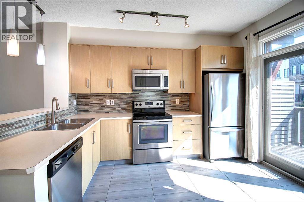 Photo 4 of 21 Walden Walk Se, Calgary AB