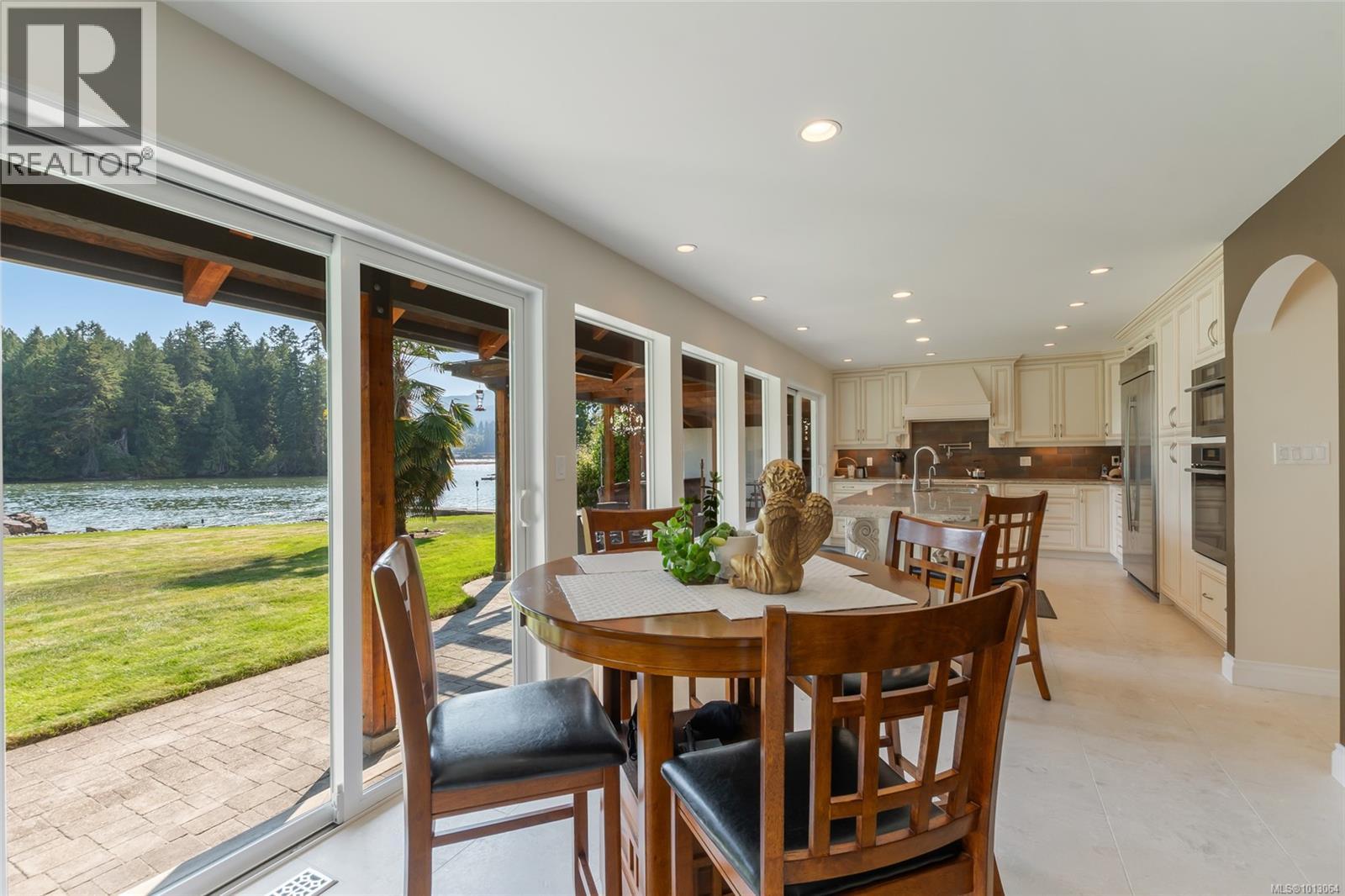Photo 24 of 4718 4720 Shell Beach Rd, Ladysmith BC