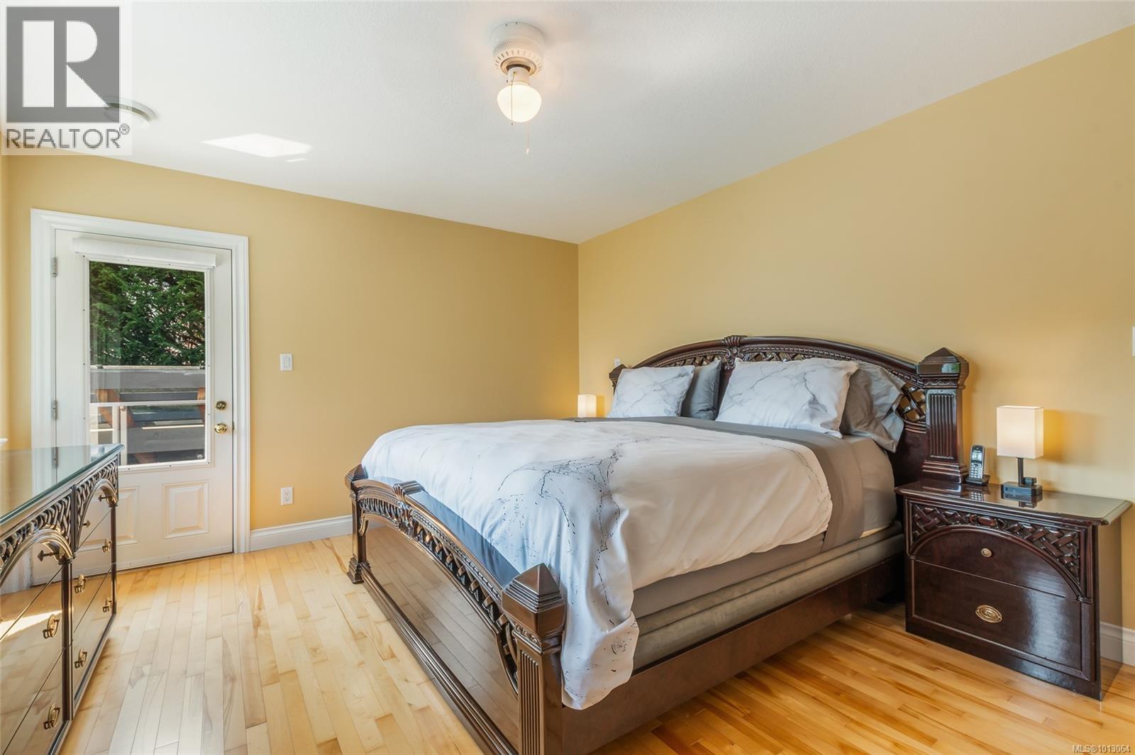 Photo 7 of 4718 4720 Shell Beach Rd, Ladysmith BC