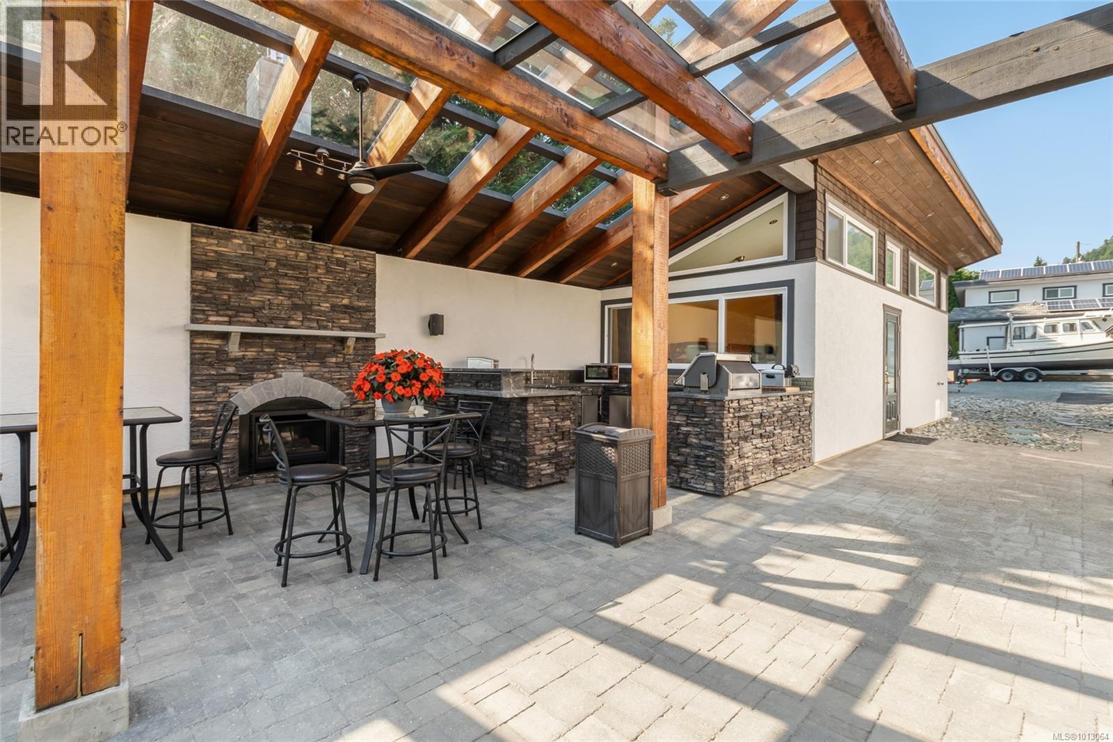Photo 45 of 4718 4720 Shell Beach Rd, Ladysmith BC