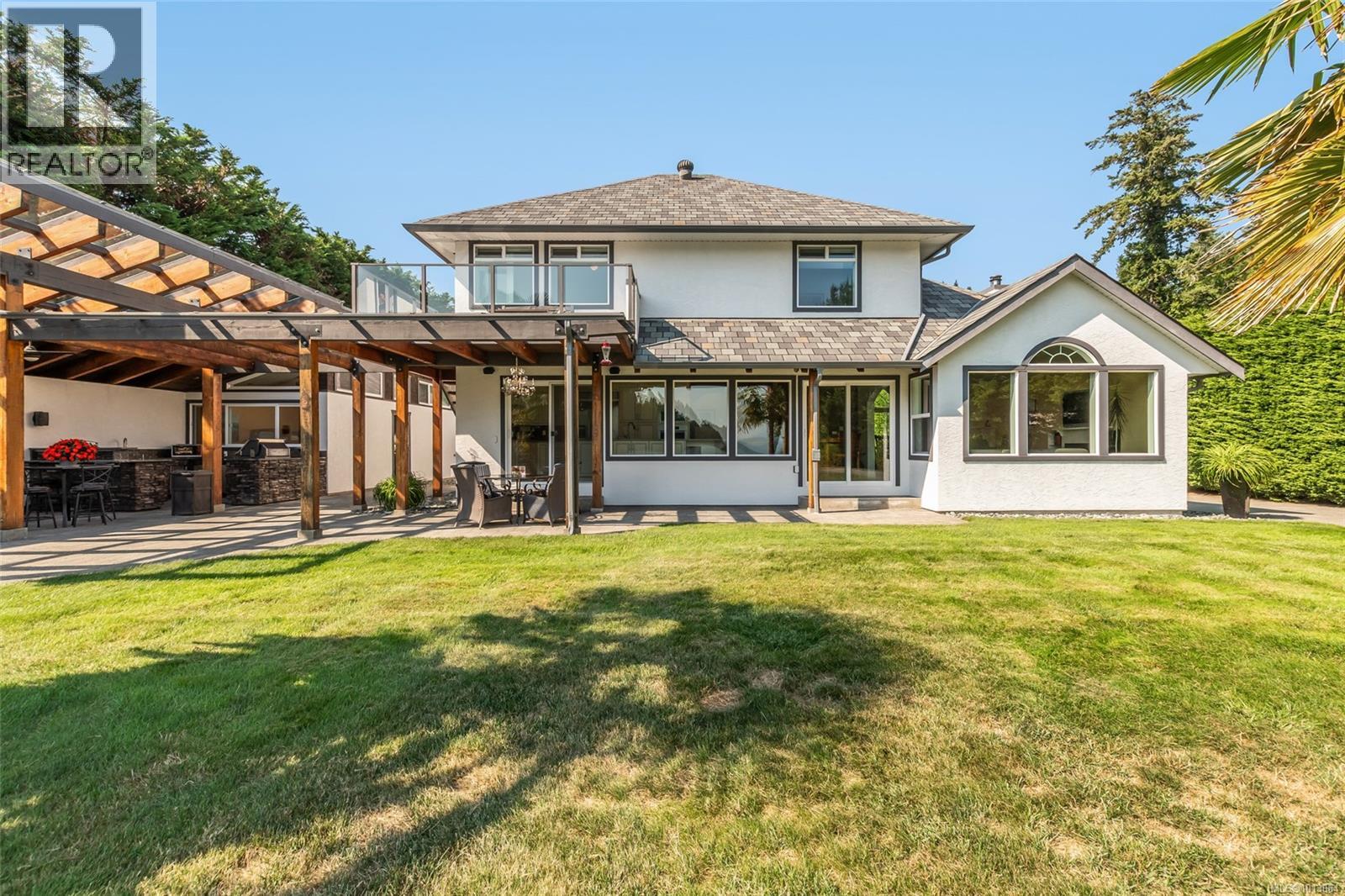 Photo 50 of 4718 4720 Shell Beach Rd, Ladysmith BC