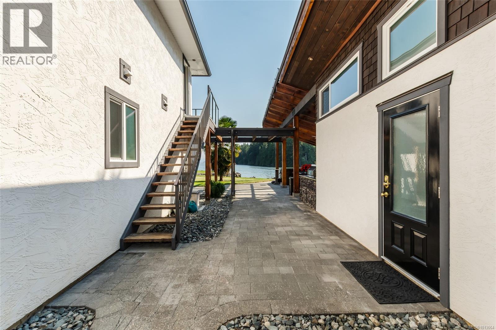 Photo 56 of 4718 4720 Shell Beach Rd, Ladysmith BC