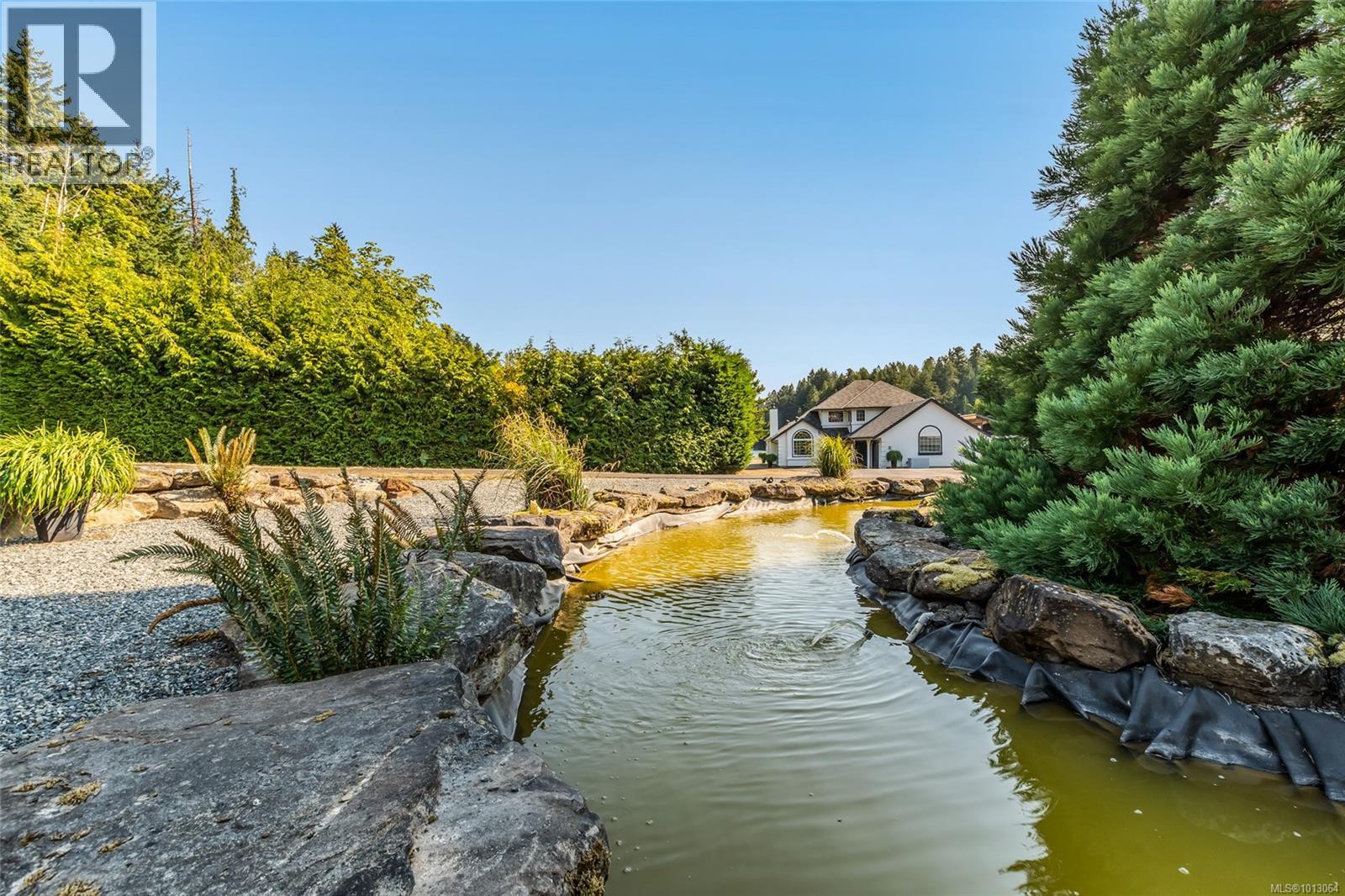 Photo 70 of 4718 4720 Shell Beach Rd, Ladysmith BC