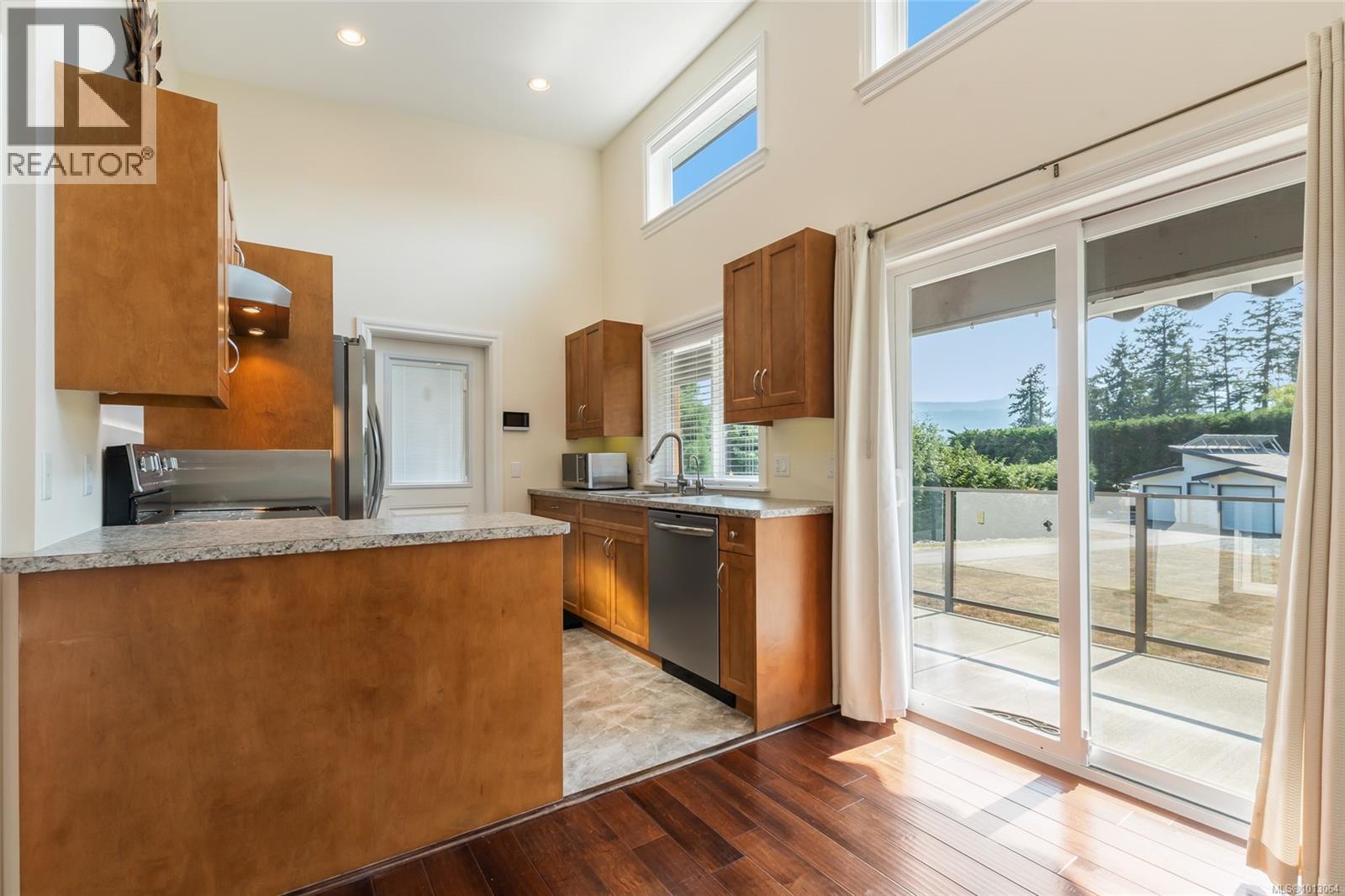 Photo 76 of 4718 4720 Shell Beach Rd, Ladysmith BC