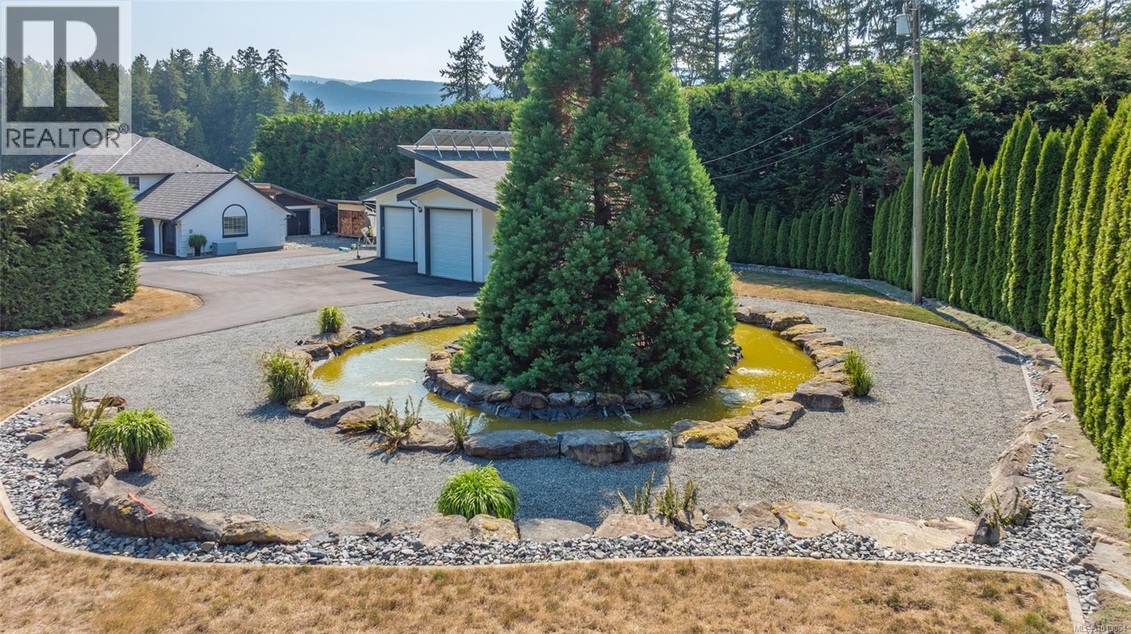 Photo 87 of 4718 4720 Shell Beach Rd, Ladysmith BC