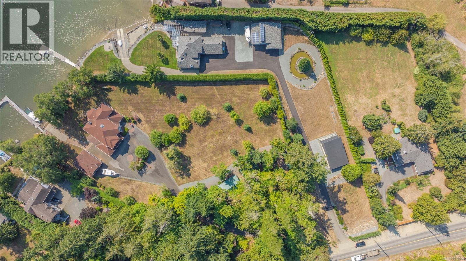 Photo 84 of 4718 4720 Shell Beach Rd, Ladysmith BC