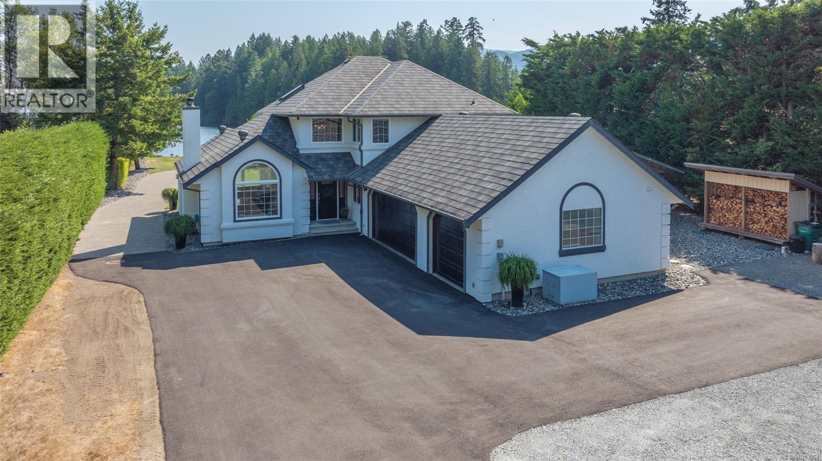 Photo 88 of 4718 4720 Shell Beach Rd, Ladysmith BC