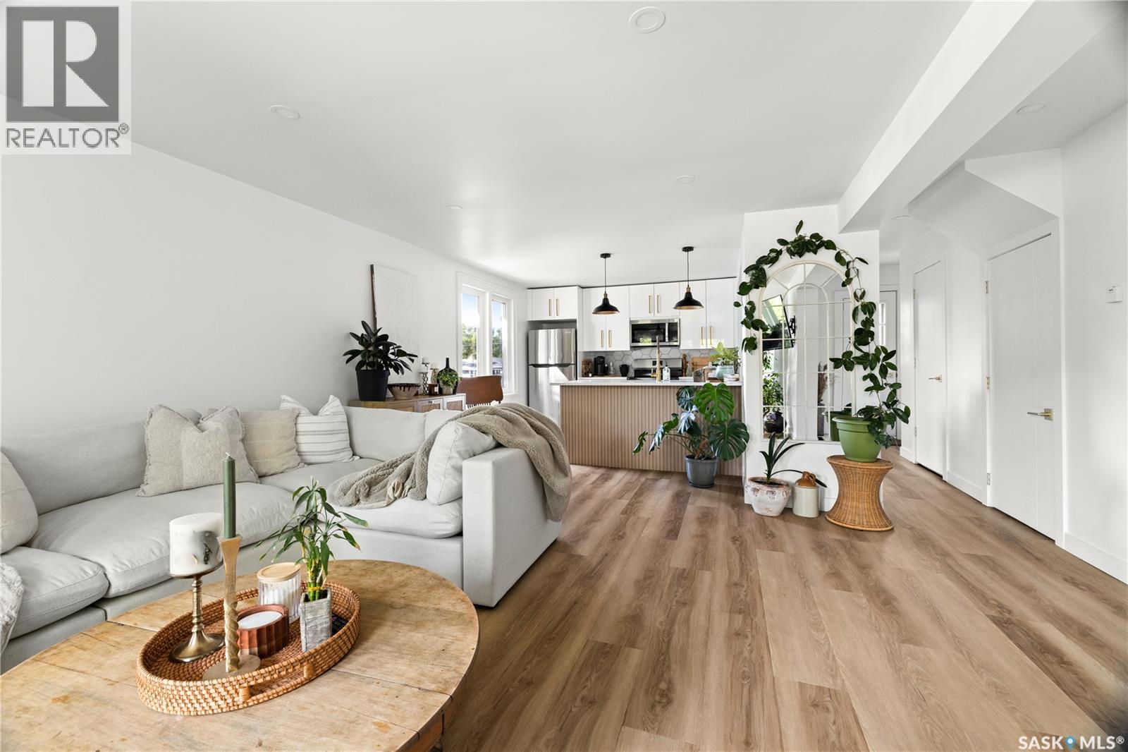 Photo 6 of 2072 Princess Street, Regina SK