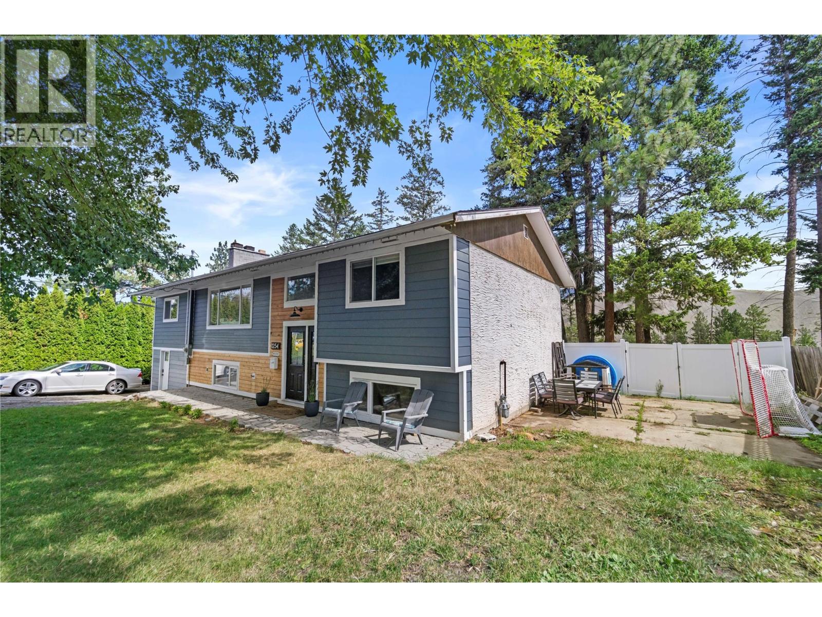 Photo 12 of 1254 Foxwood Lane, Kamloops BC