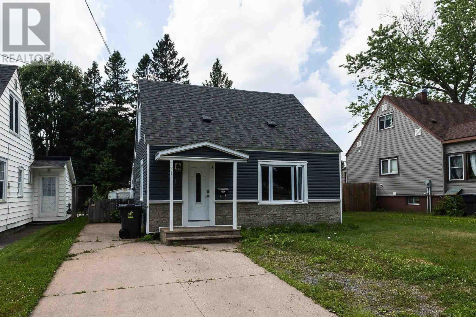 Photo 1 of 121 Brien Ave, Sault Ste Marie ON