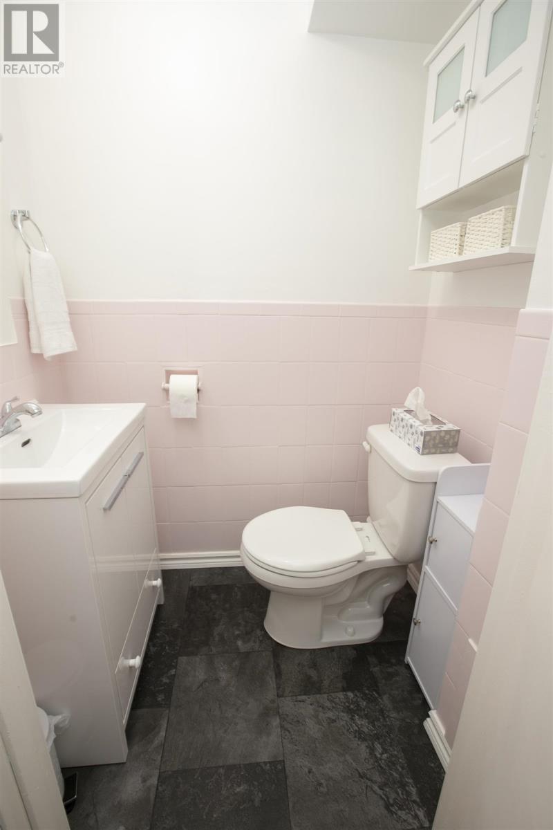 Photo 45 of 108 Smale Ave, Sault Ste Marie ON